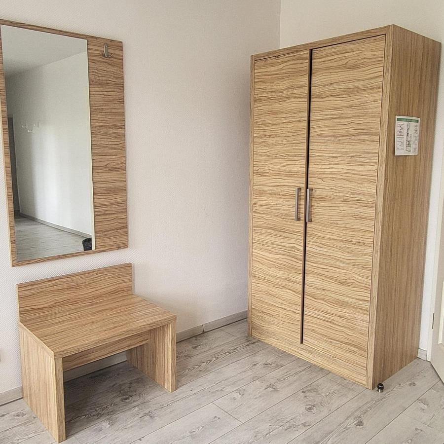 Apartment Am Dom Хале Екстериор снимка