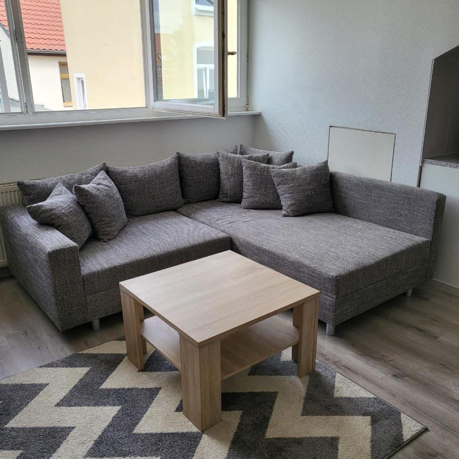 Apartment Am Dom Хале Екстериор снимка