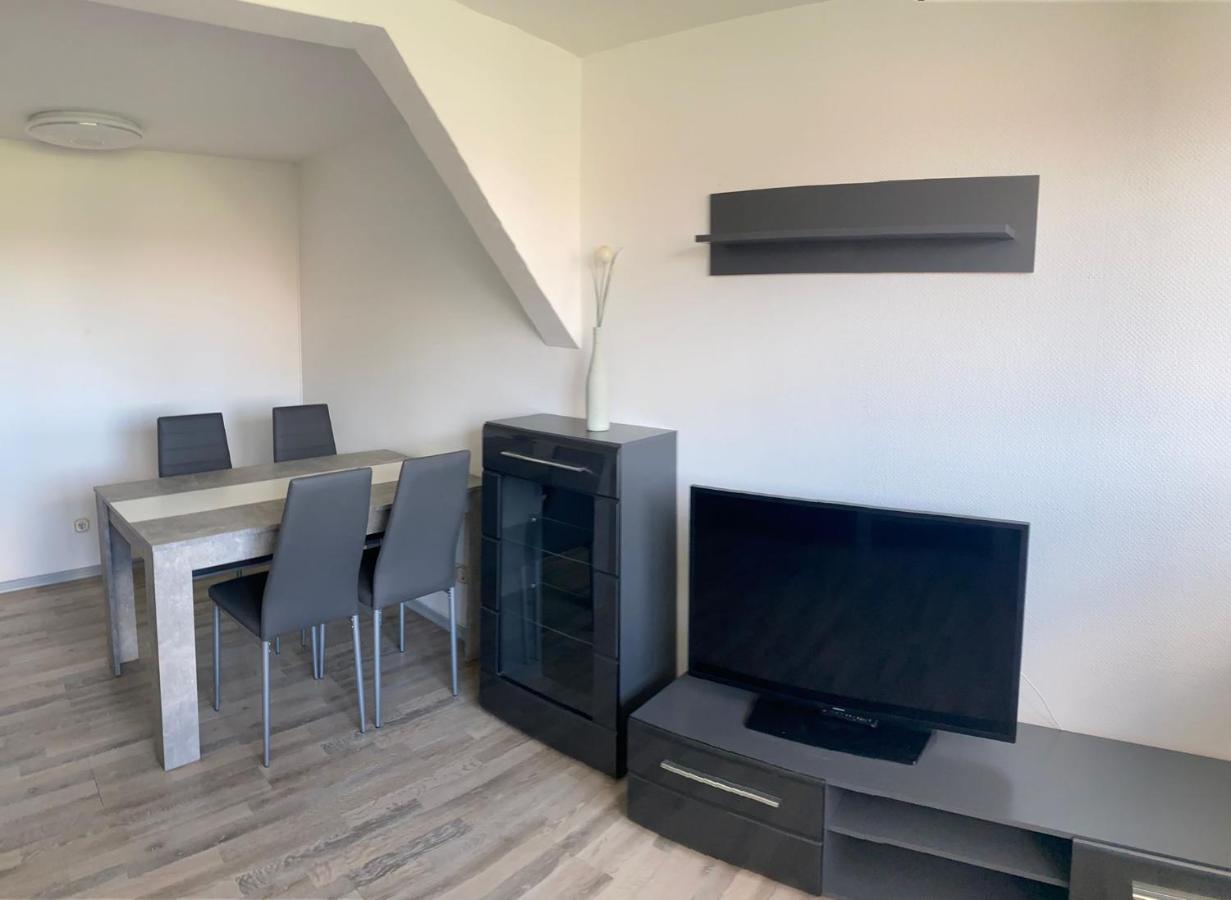 Apartment Am Dom Хале Екстериор снимка