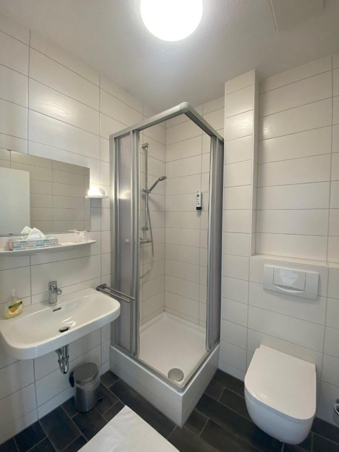 Apartment Am Dom Хале Екстериор снимка